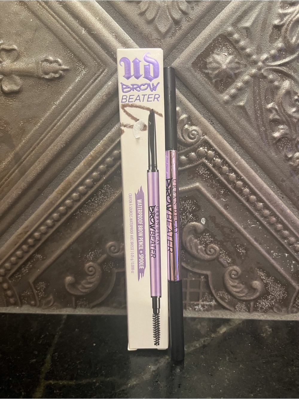 Urban Decay Brow Beater Dual-Ended Brow Pencil - Brunette Betty/Medium Brown
